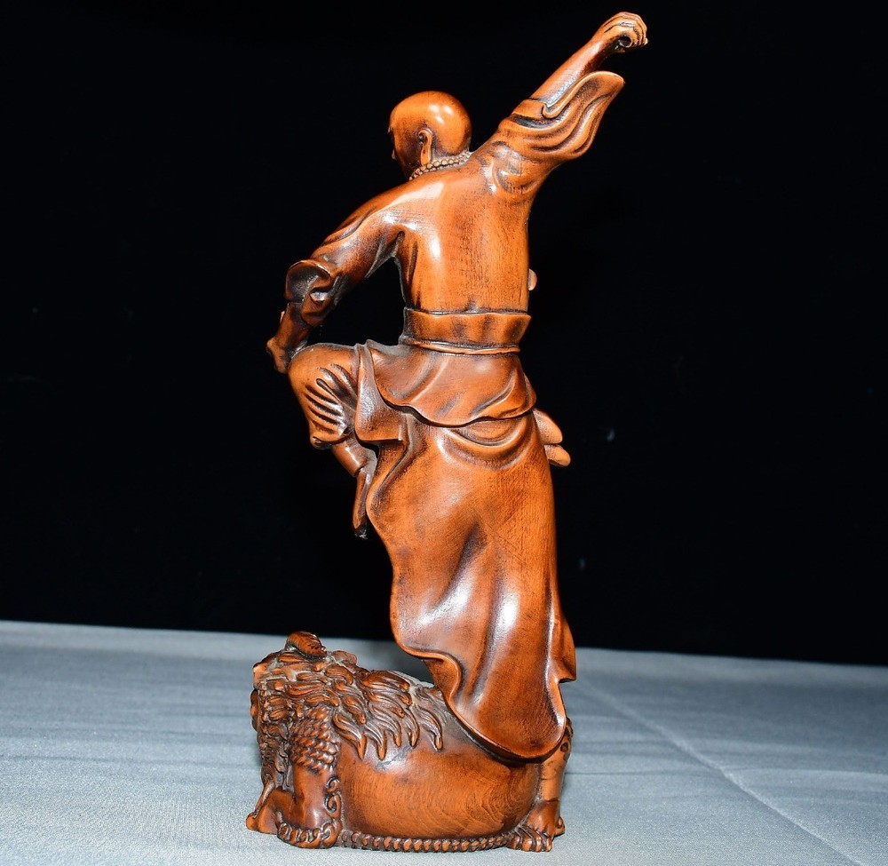 Exquisite Small Leaf Boxwood Wudama Ornaments