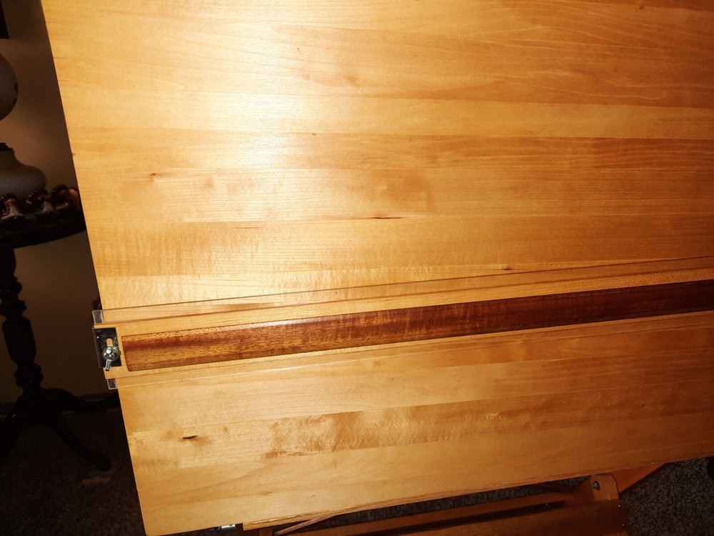 Pine-Top Wooden Drafting / Drawing Table w/Parallel Arm