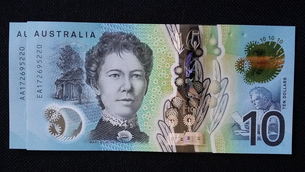 FIRST & LAST PREFIX MATCHING SERIAL NUMBERS $10 2017 AA17 EA17 x 2 UNC Banknotes