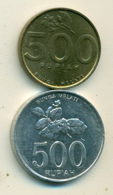 2 DIFFERENT 500 RUPIAH COINS from INDONESIA (BOTH DATING 2003/2 DIFFERENT TYPES)