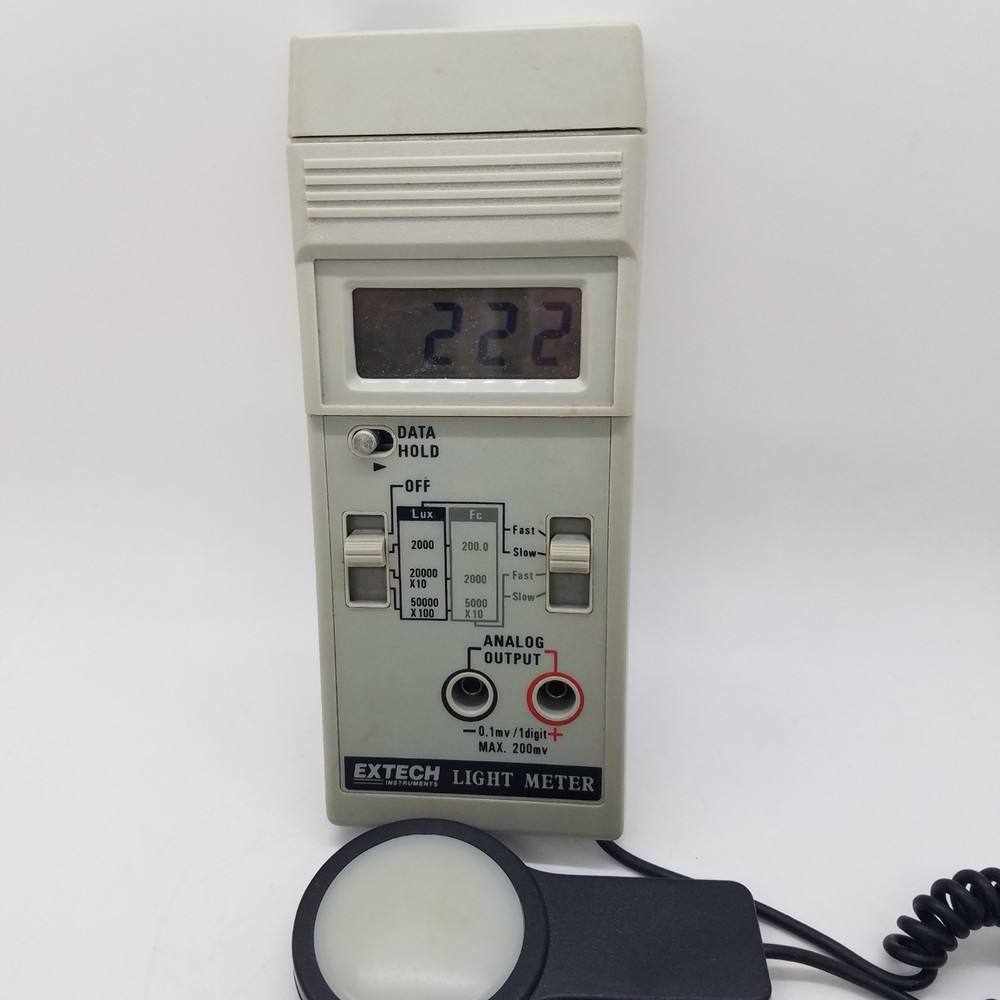 EXTECH Light Meter with Remote Sensor 0-50,000 Lux Analog/Digital Output
