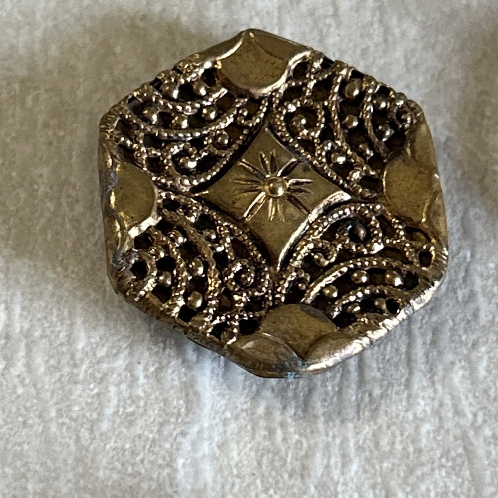 10 Antique Metal Buttons 3 Patterns