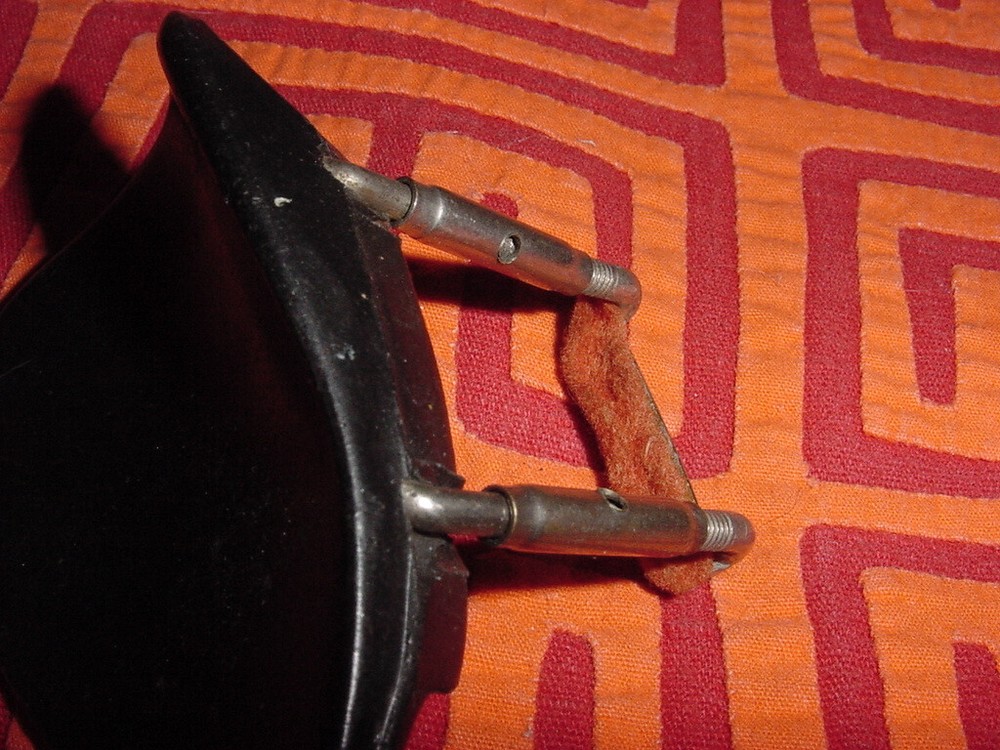 VINTAGE VIOLIN CHIN REST 1950s ref#358