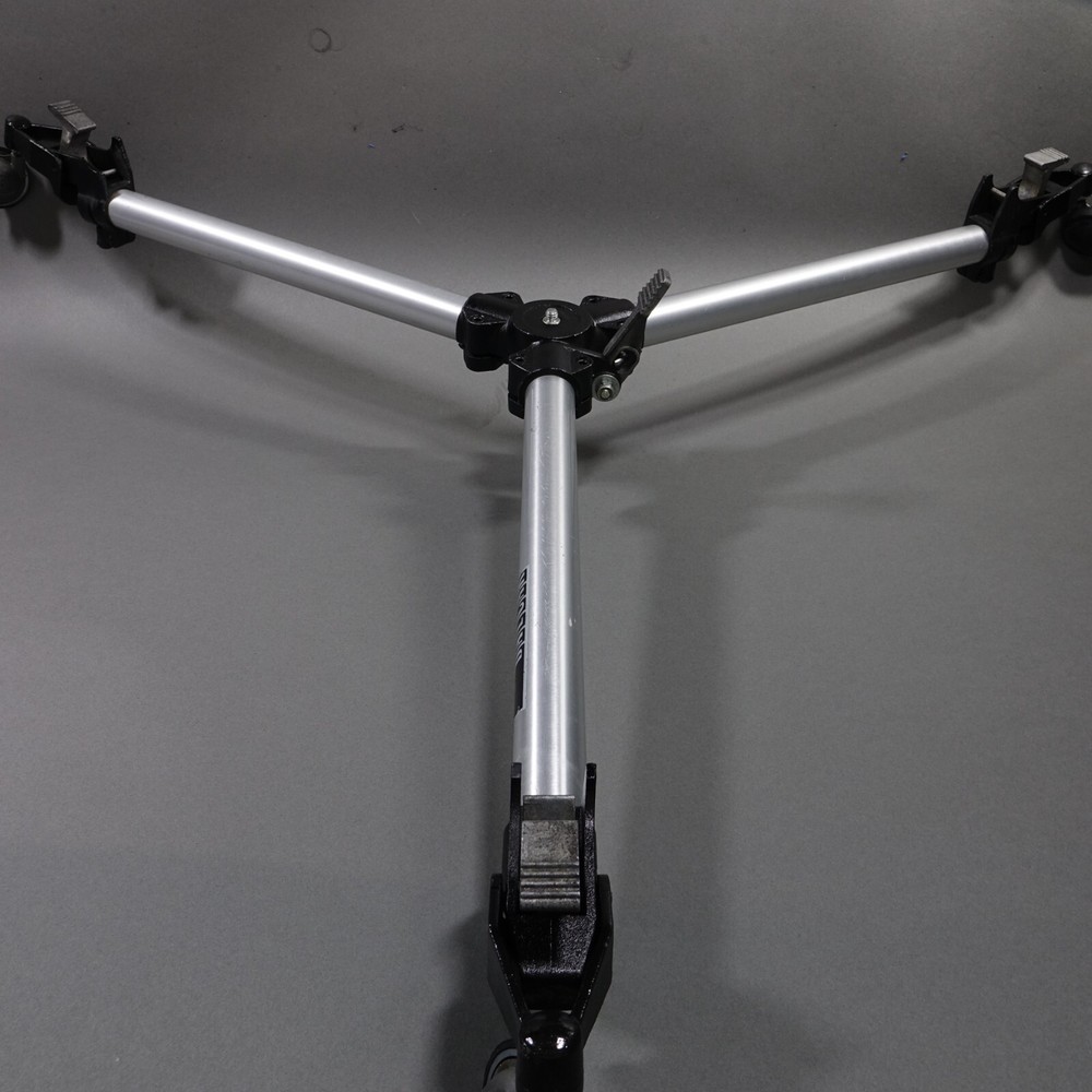 Pair (2) BALCAR Rolling Studio Photo Light Stands Soft Box Support Brackets