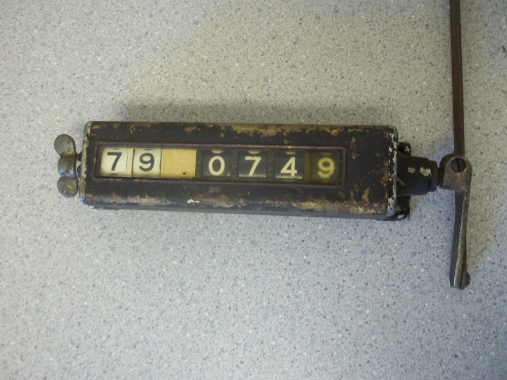 Mechanical counters 2 total vintage mechanical machines