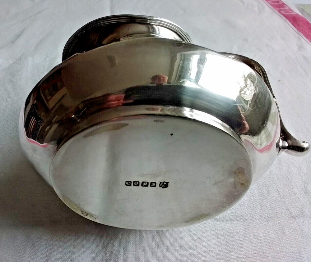 Antique Silver Plate Lidded Jug, Lovely Shape with a Nice Shaped Isolated Handle
