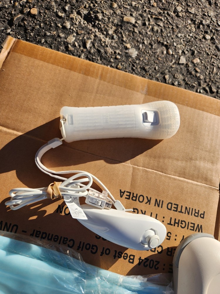 Nintendo Wii Fit Balance Board & Game