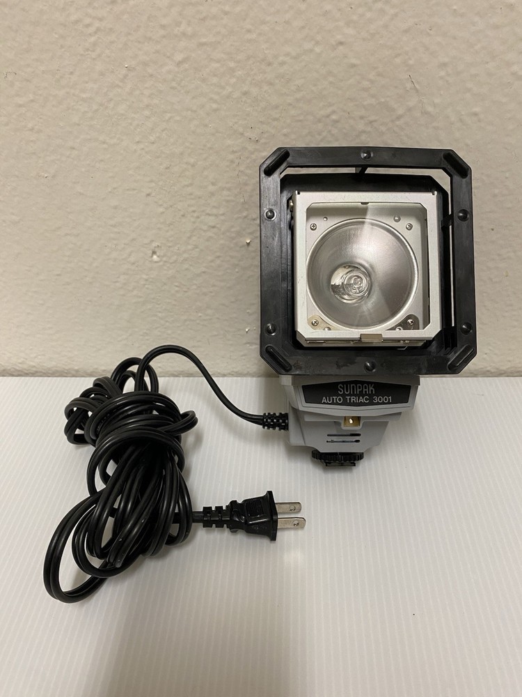 SUNPAK VIDEO LIGHT AUTO TRIAC 3001 VINTAGE ORIGINAL