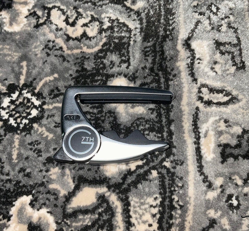 G7th C81010 Performance 3 Capo - Black/Silver