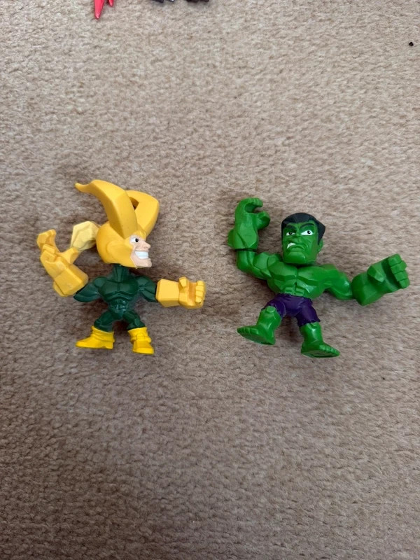Marvel Avengers Super Hero Micro Mashers Figures 9 x Bundle and Accessories