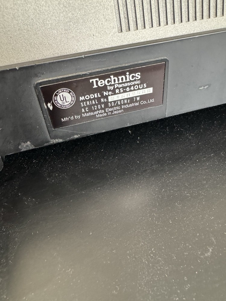 Technics RS-640US.