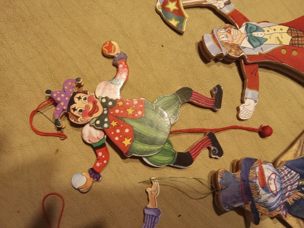 Pull String Clowns,scarecrow Lot Of 4