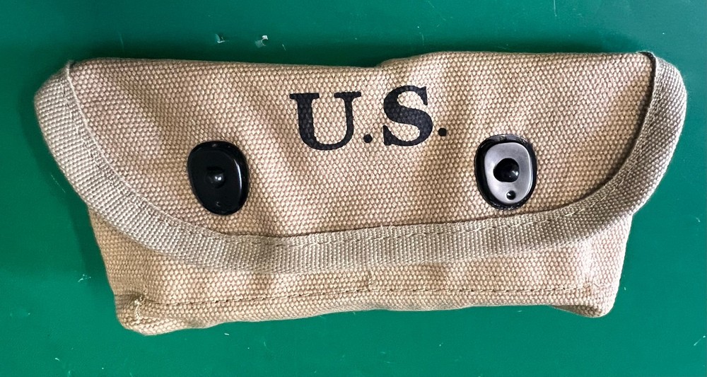 U.S. MODEL SHOTGUN SHELL POUCH KHAKI 1942