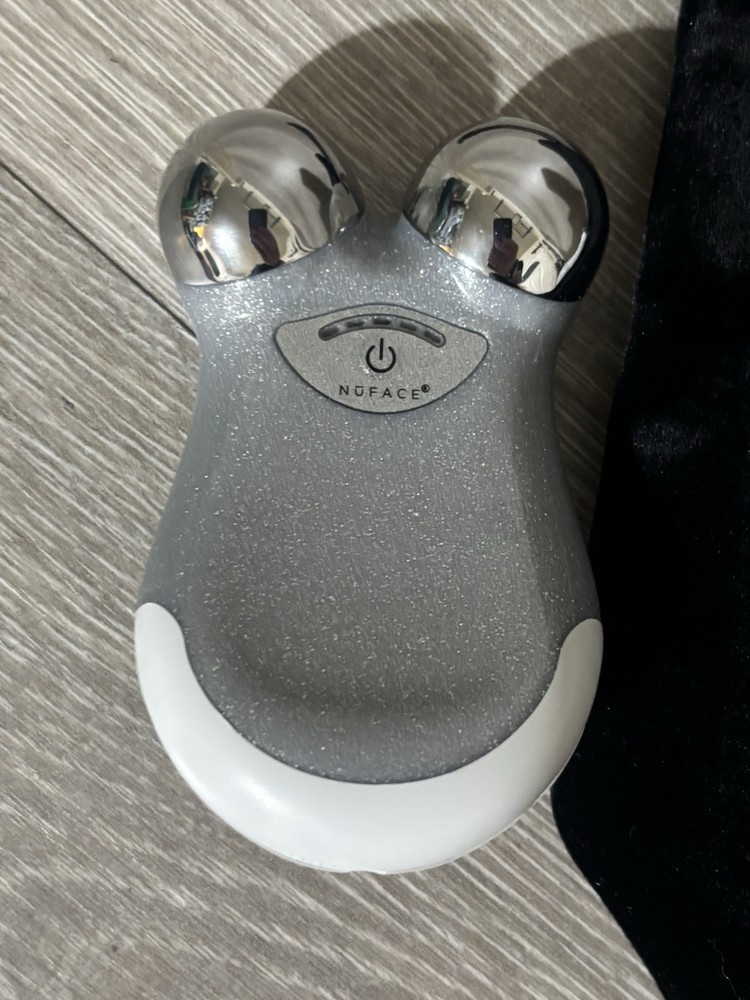 NuFace White Trinity Pro & NuFace Mini UNTESTED/NO CHARGING DOCK OR POWER CORD