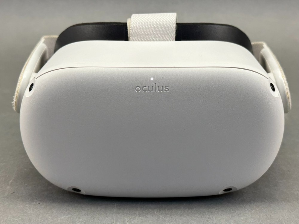 Oculus Quest 2 128GB VR HEADSET + Controllers