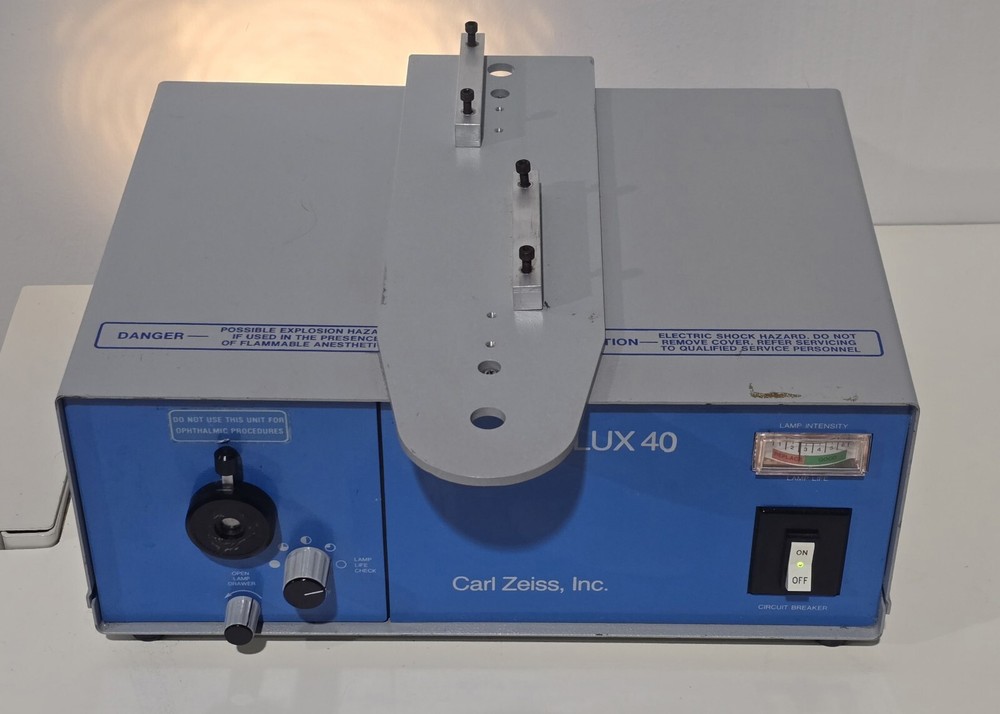 Zeiss Super-Lux 40 OPMI Microscope Illuminator