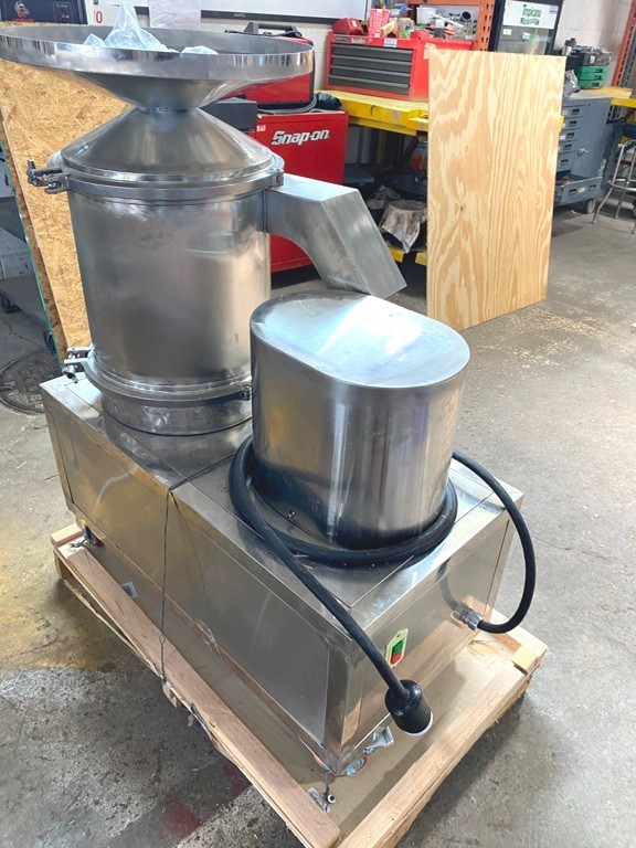 Egg Liquid Eggshell Centrifugal Separator / Breaker Cracker Shell Grinder 15K/H