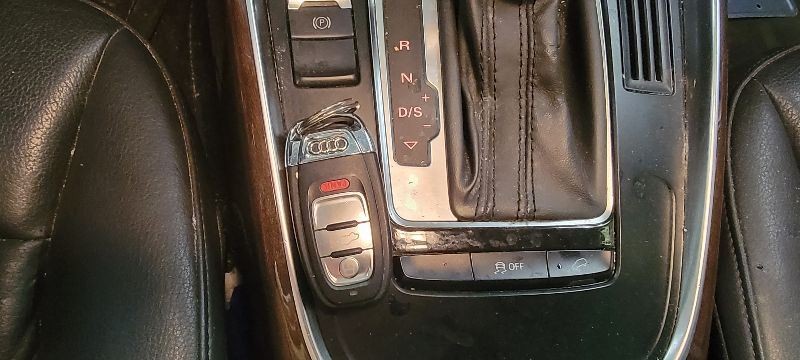 2013 Audi Q5 Key Fob Remote 4 Button