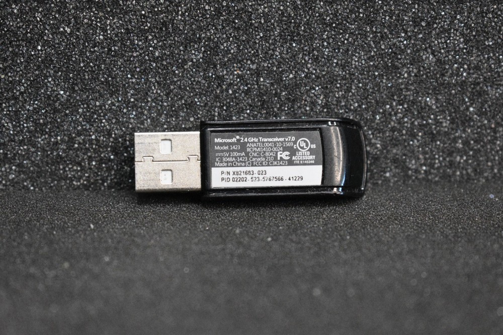 Microsoft 1423 - 2.4ghz Transceiver V7.0 Wireless USB Dongle