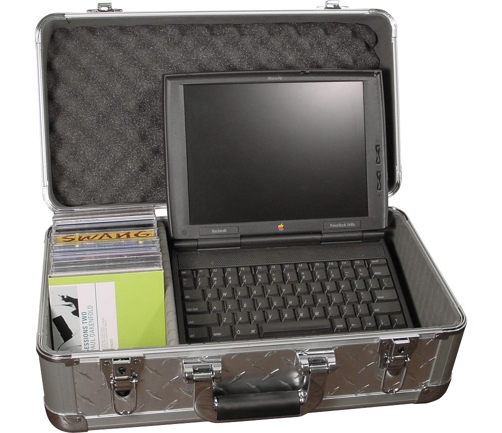 Odyssey Krom 200/65 CD Case Matte Silver