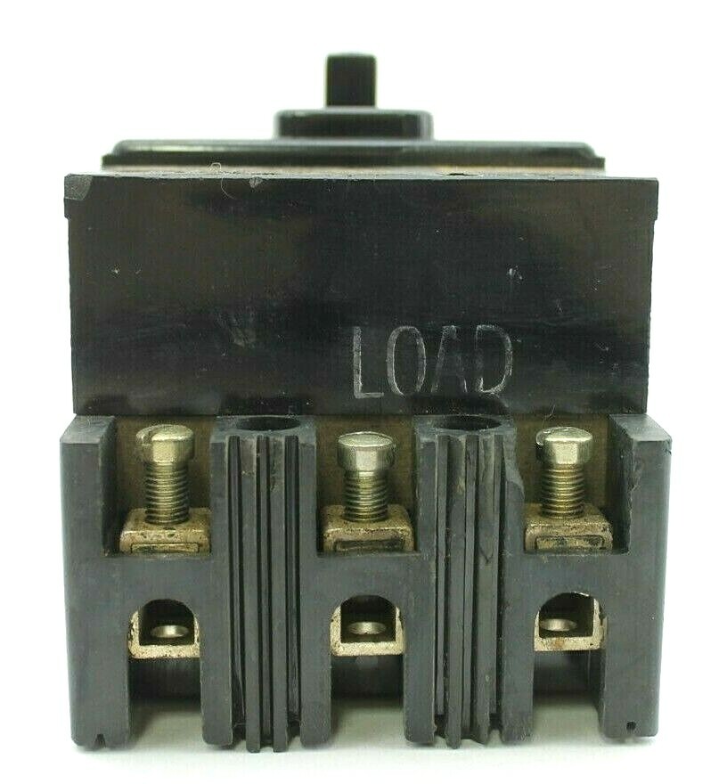 GE Trumbull ATB32100 Circuit Breaker