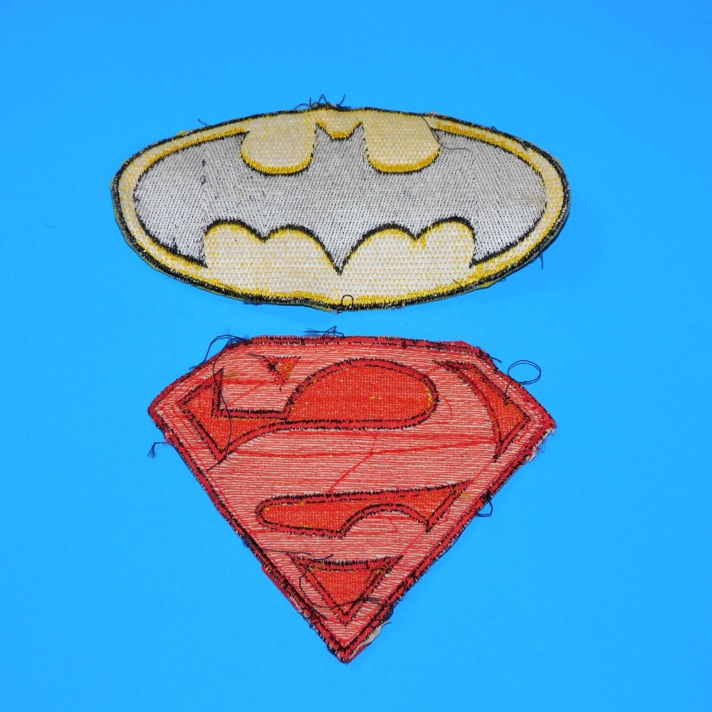 DC COMICS BATMAN & SUPERMAN SEW-ON PATCHES
