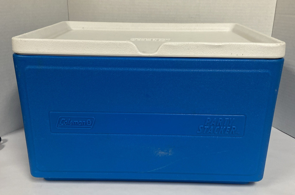 Coleman Party Stacker Cooler Blue 9223 Stackable Ice Chest Box 48 Can Size