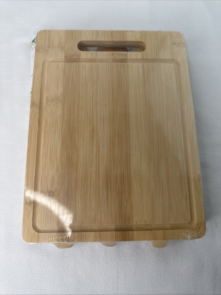 4 PC Bamboo Cutting Board “Everything Taste Better Off Papa’s Grill (Defect)