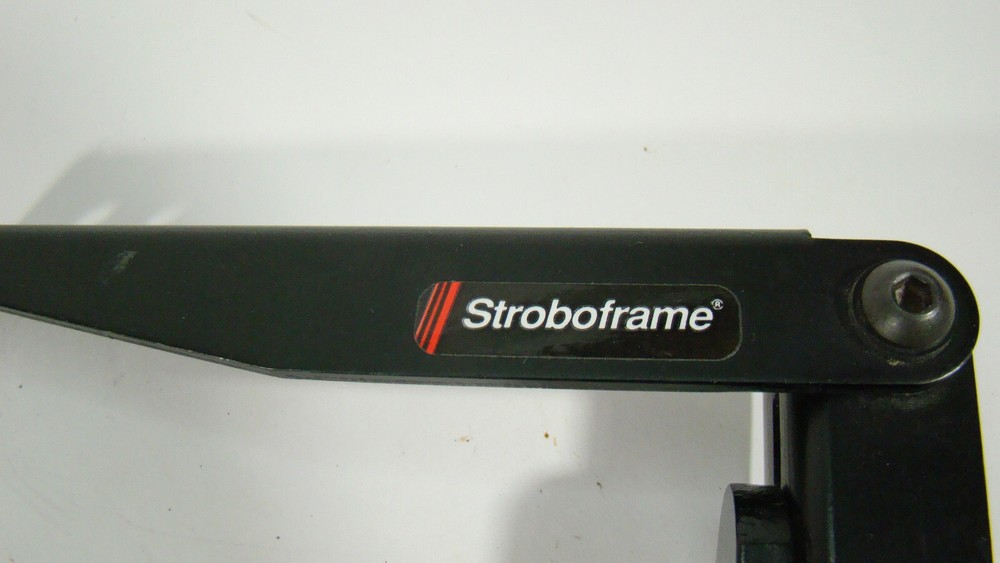 Stroboframe Quick flip 350 35mm camera flash bracket, Nice & Clean