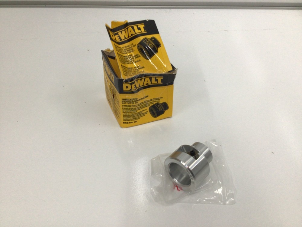 DeWALT DCE15119 Cable Stripper Bushing 600 MCM Max