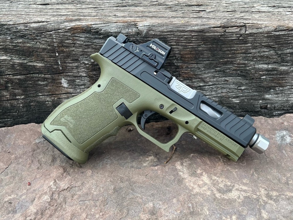 Green PSA Dagger Flared Magwell - Glass Reinforced Nylon