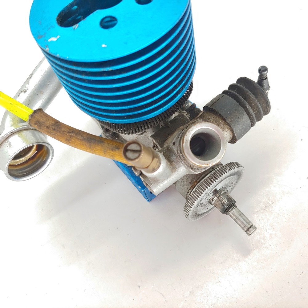AS IS/READ: Team Associated Pro 21R Nitro Engine - Cracking Noise