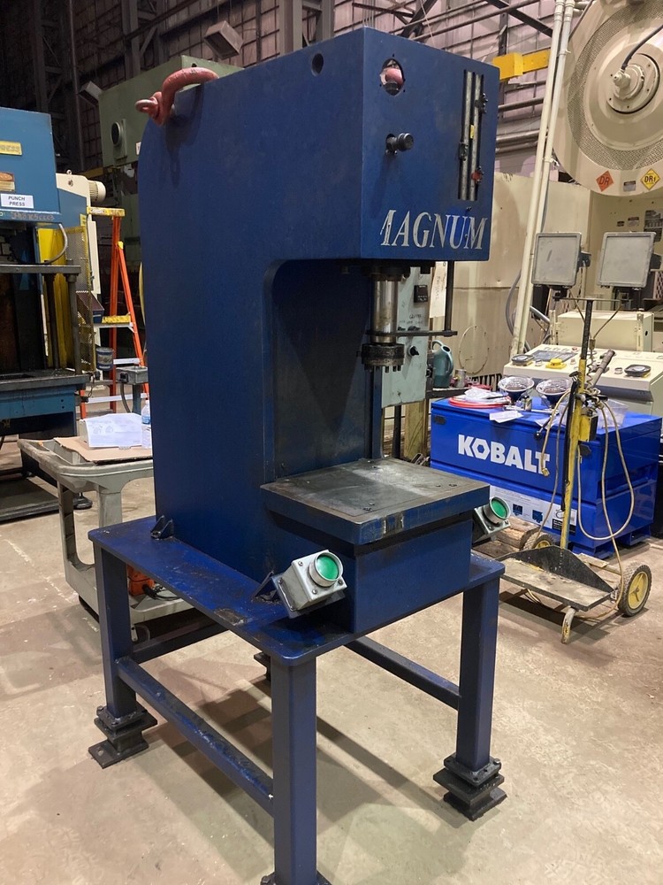 17.6 Ton Magnum C-Frame Hydraulic Press