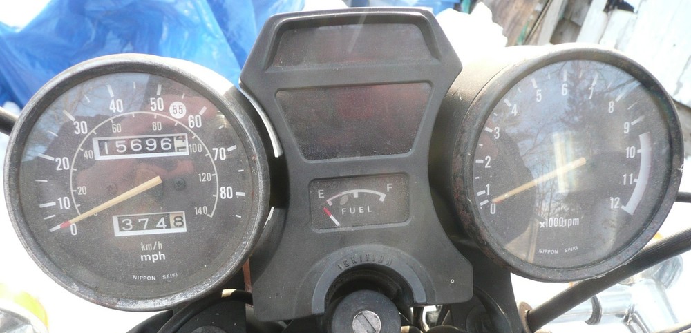 1982 Suzuki GS850L Instrument Cluster Including Cables