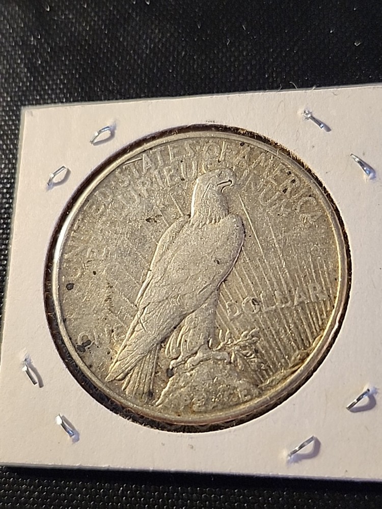 1935 Silver Peace Dollar In Extremely Fine Condition