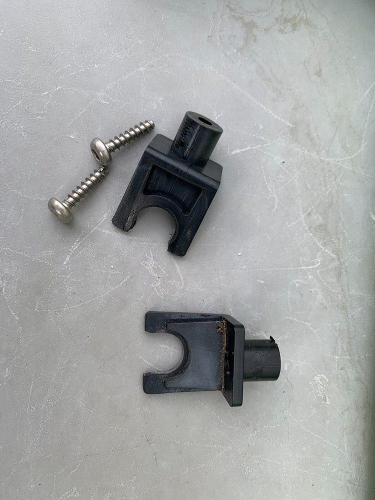 731-i Cobalt Intelligent Pool Cleaner handle