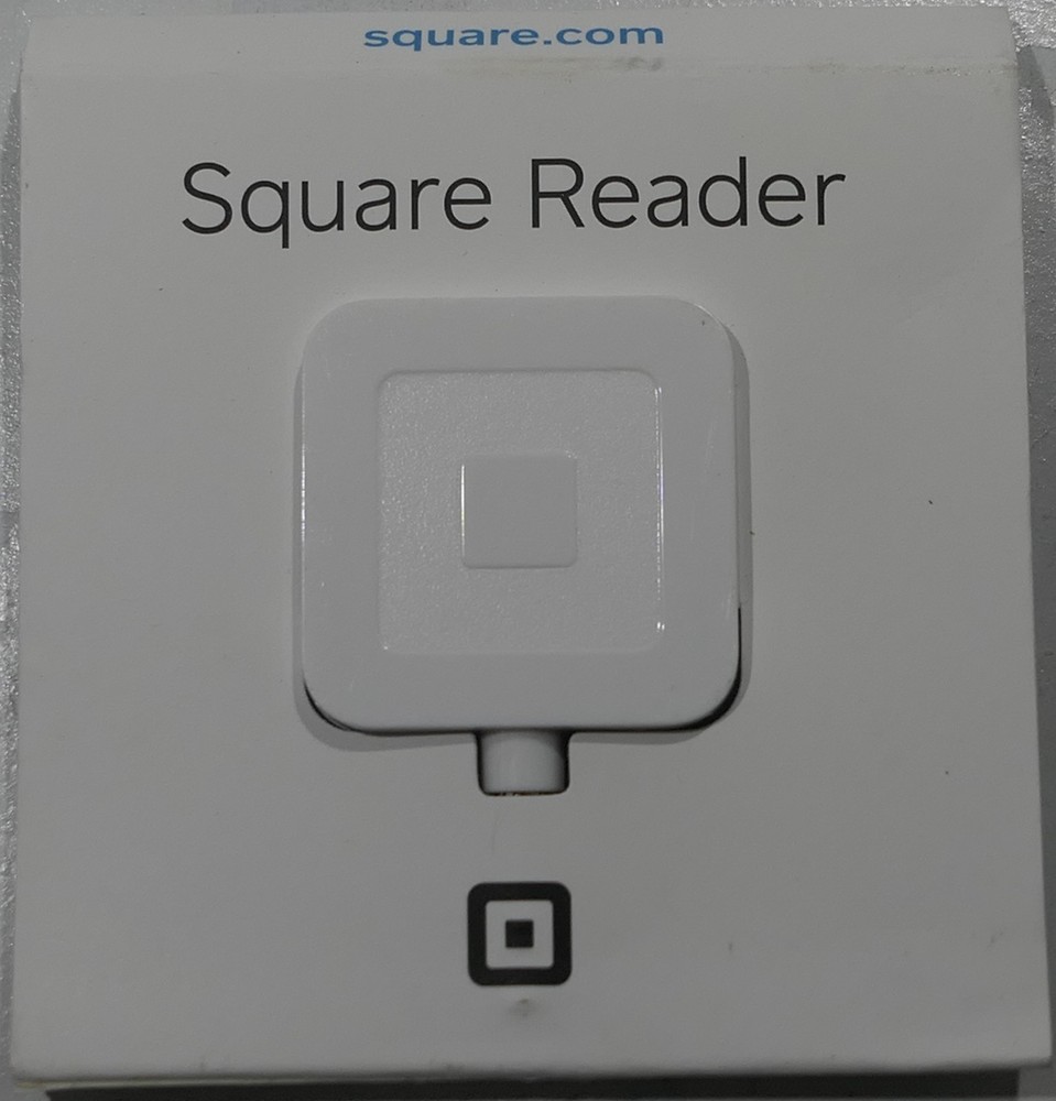 Square Credit Debit Card Reader 3.5mm Headphone Aux Jack White iPhone Android