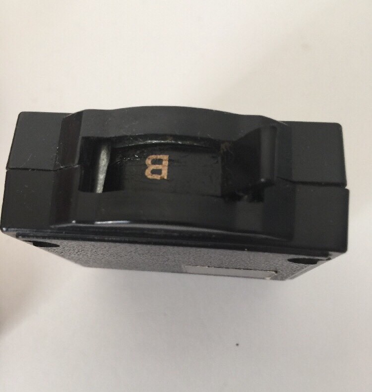 Pico Macom AB-2M Switch