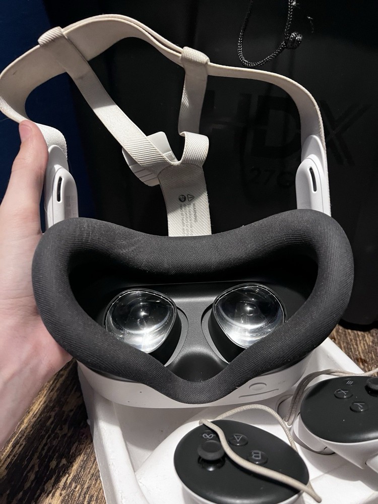 Meta Quest 3S 128GB Batman: Arkham Shadow Meta Quest