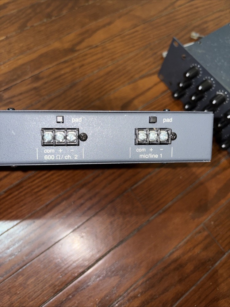 Biamp Advantage Equalizer 8 Channel 3 Band & Microphone Mixer 301e Untested