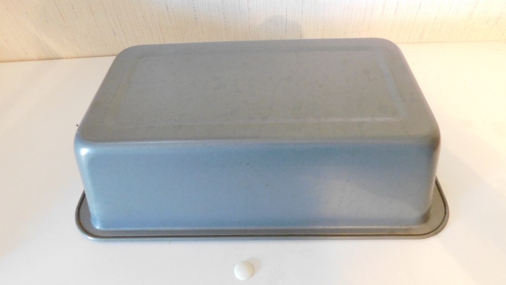 Baking Loaf Pan 10.5" x 6"