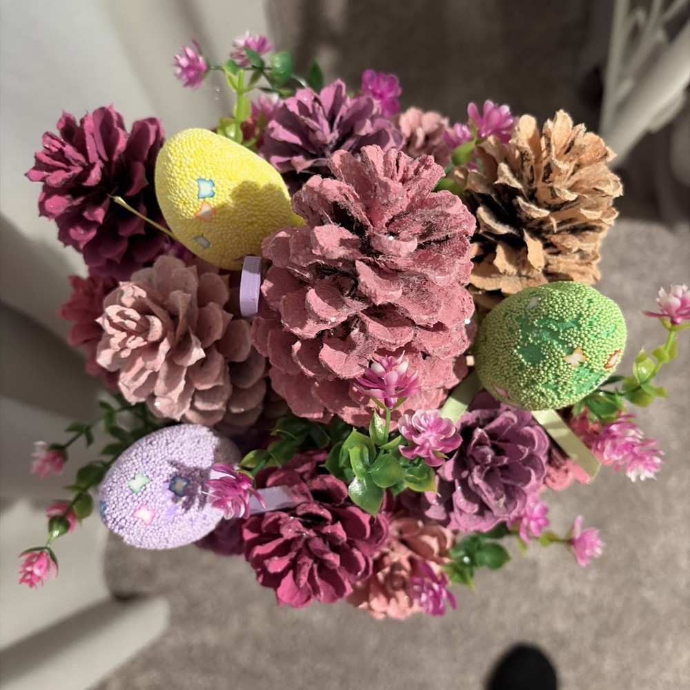 Easter Bouquet 15 cones (only) Assorted sizes/sticks/glitter