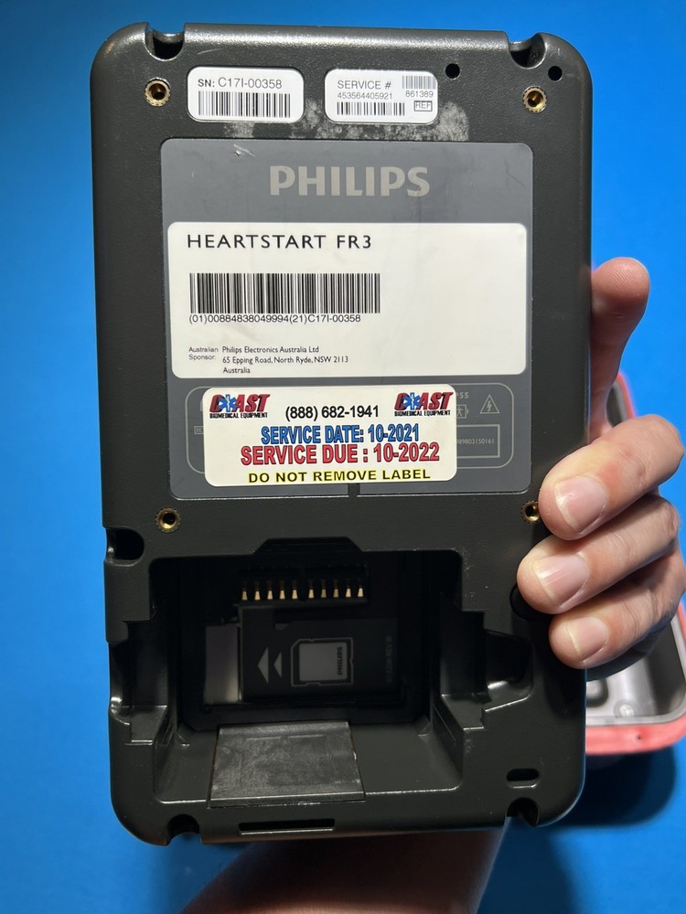 PHILIPS HeartStart FR3 AED Q-CPR