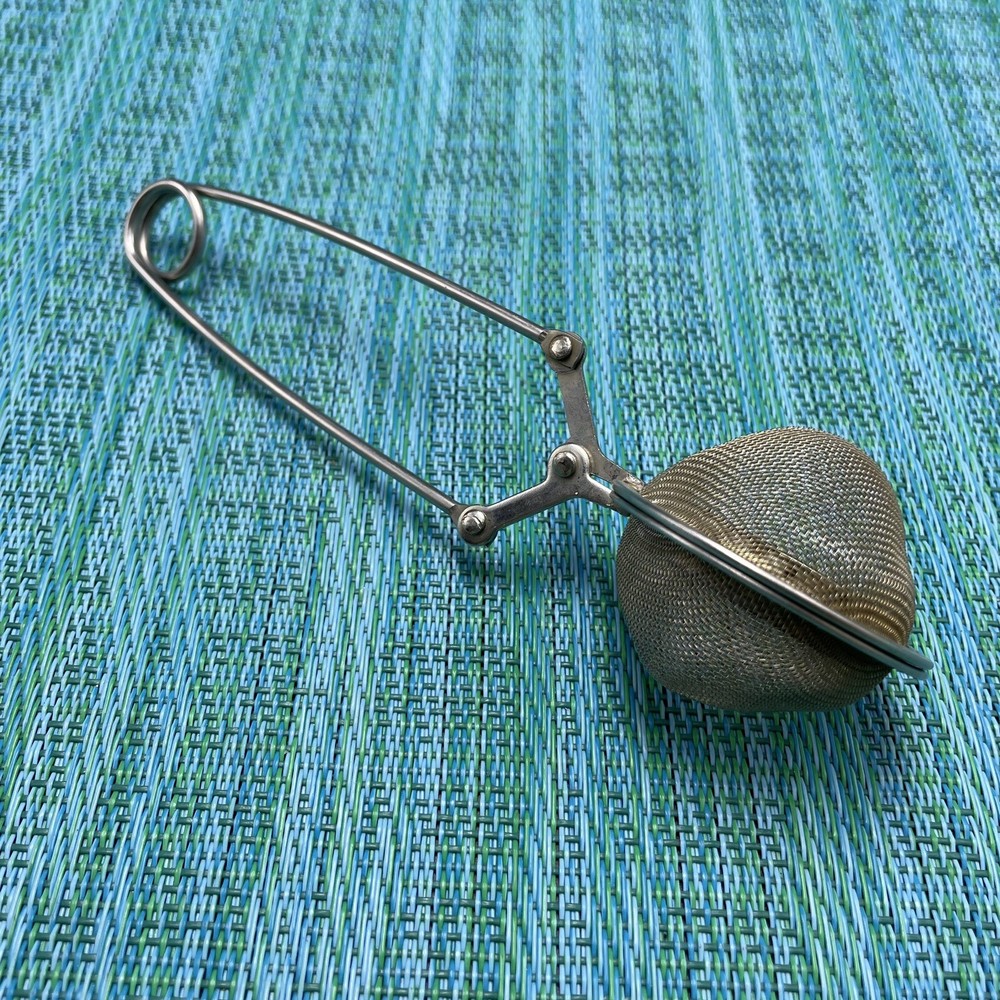 Vintage Stainless Steel Screen Tea Strainer Mesh Infuser Spring Squeeze