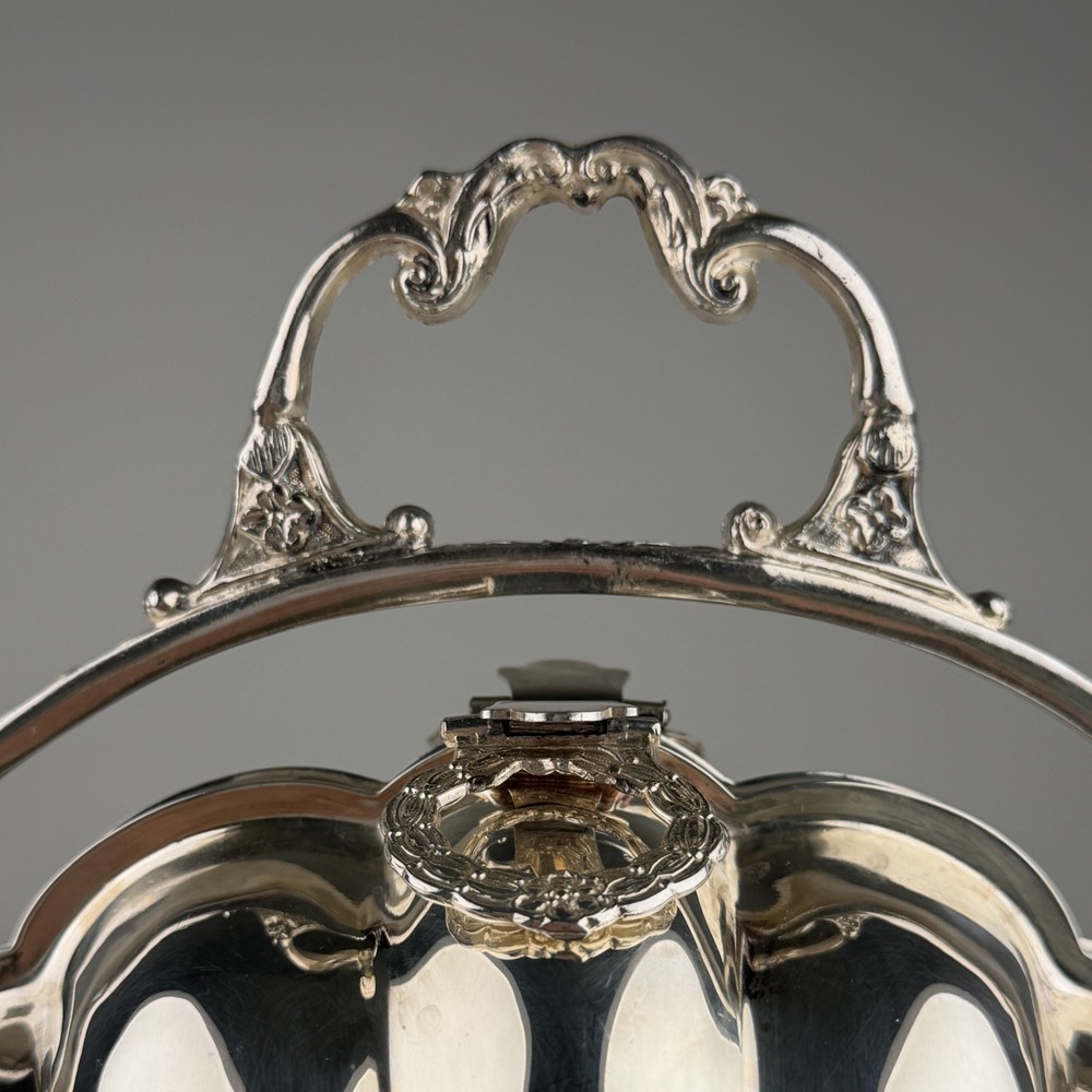 Victorian Silver Plated Shell Folding Biscuit Bun Warmer FB Rogers Silver Co 515