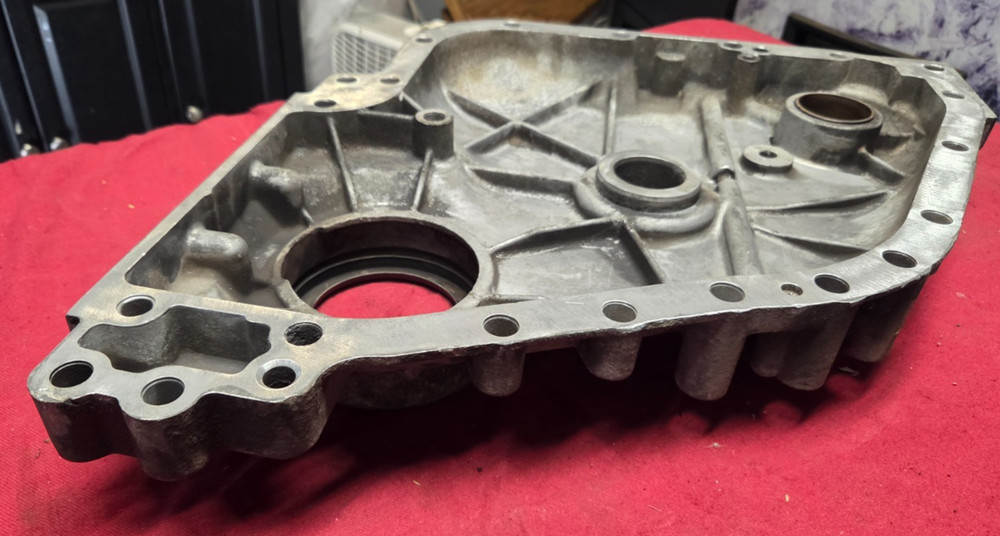 CUMMINS N14 CELECT Diesel Engine Front Timing Cover 3076496, 3078274