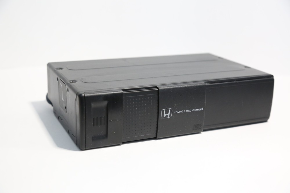 Honda OEM CD Changer 08A06-161-420