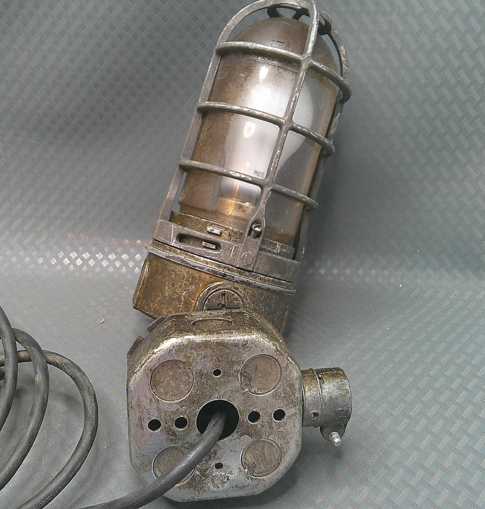 OFFICIAL MARVEL STUDIOS PROP Vintage Industrial Explosion Proof Light Lamp COA
