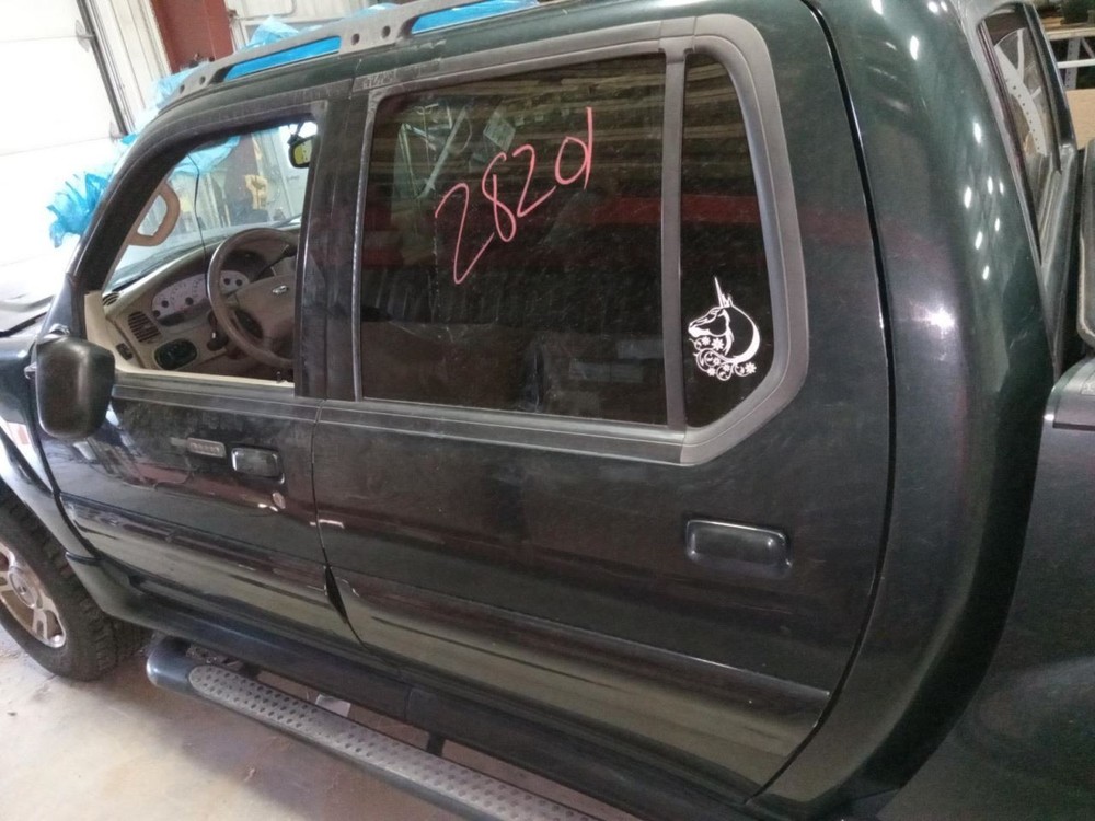 Chassis ECM Transfer Case Right Hand Kick Panel Fits 01-05 EXPLORER 1473205
