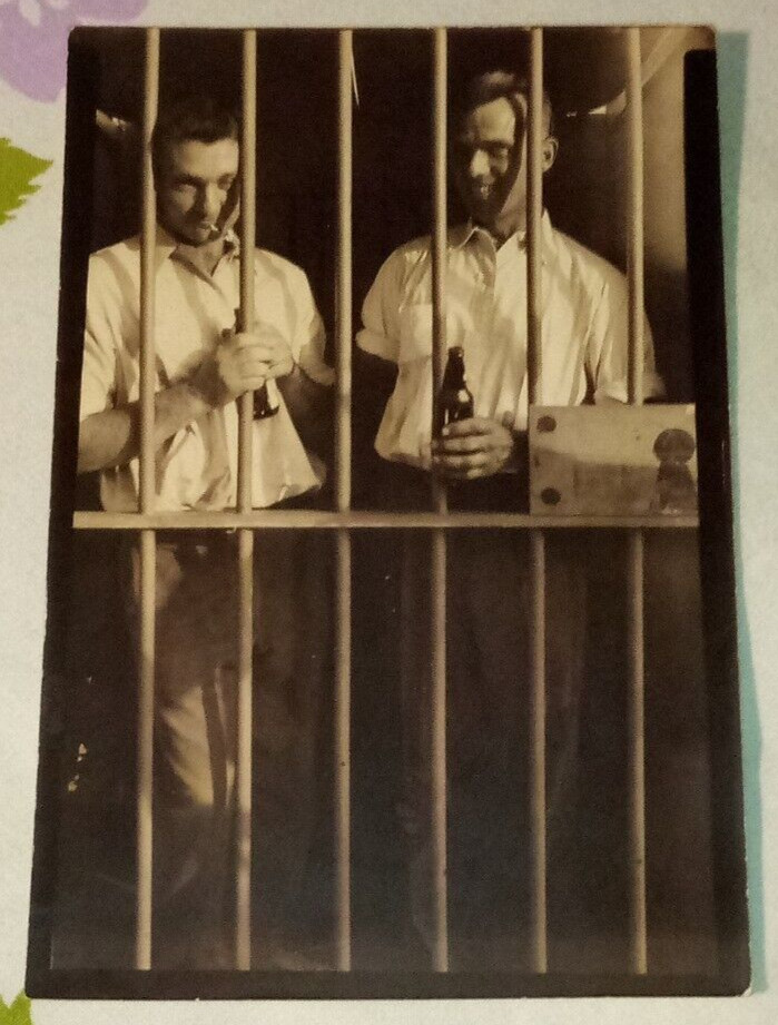 Vintage - 3.5X5" Jail Beer Photograph